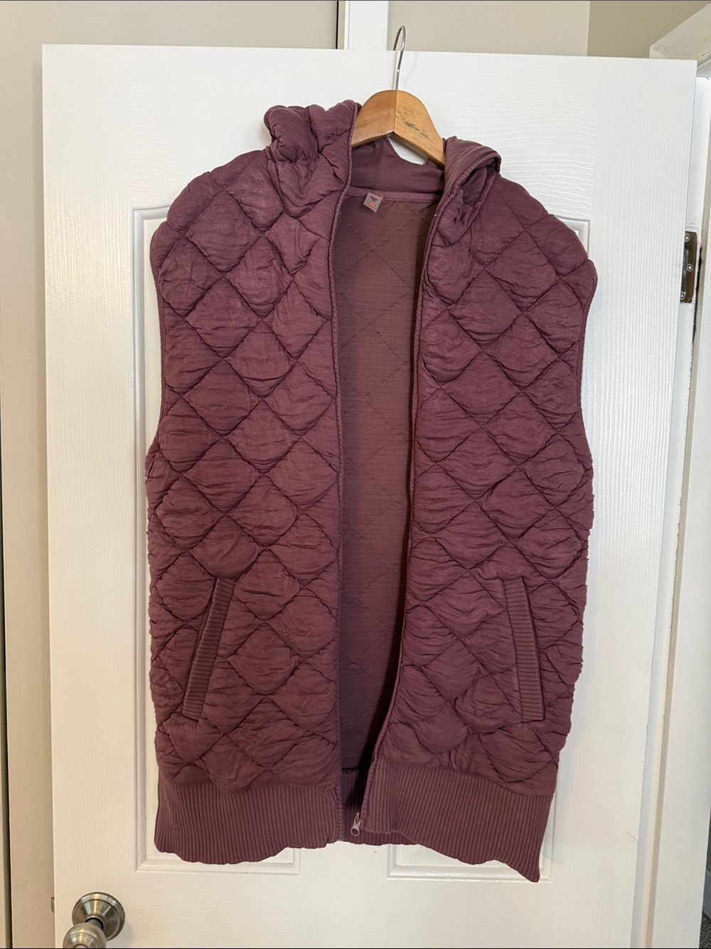 Mono B Quilted Hooded Vest in Mauve Plum